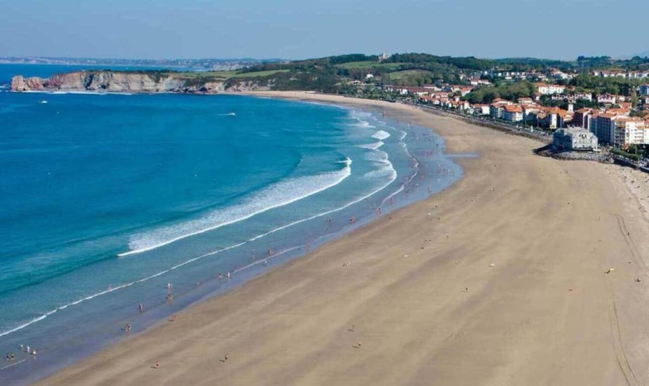 Appartement En Premiere Ligne De Plage Hendaye Buitenkant foto